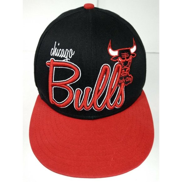 Chicago Bulls Baseball Cap New Era 59Fifty Windy City Hat Embroidered HWClassics - Picture 1 of 11